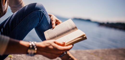 Odkryj dlaczego warto czytać książki – korzyści dla Twojego życia osobistego i zawodowego